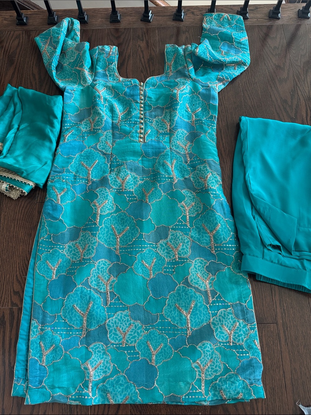 Indian &Pakistani style suit